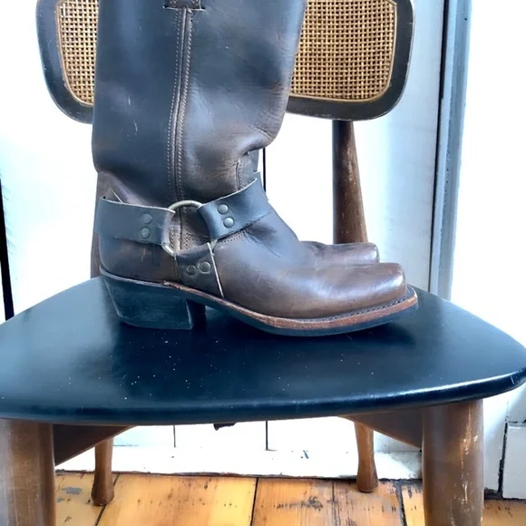 Frye Harness 12R Brown Distressed Leather Boots Sz 6.5 - Picture 3 of 9